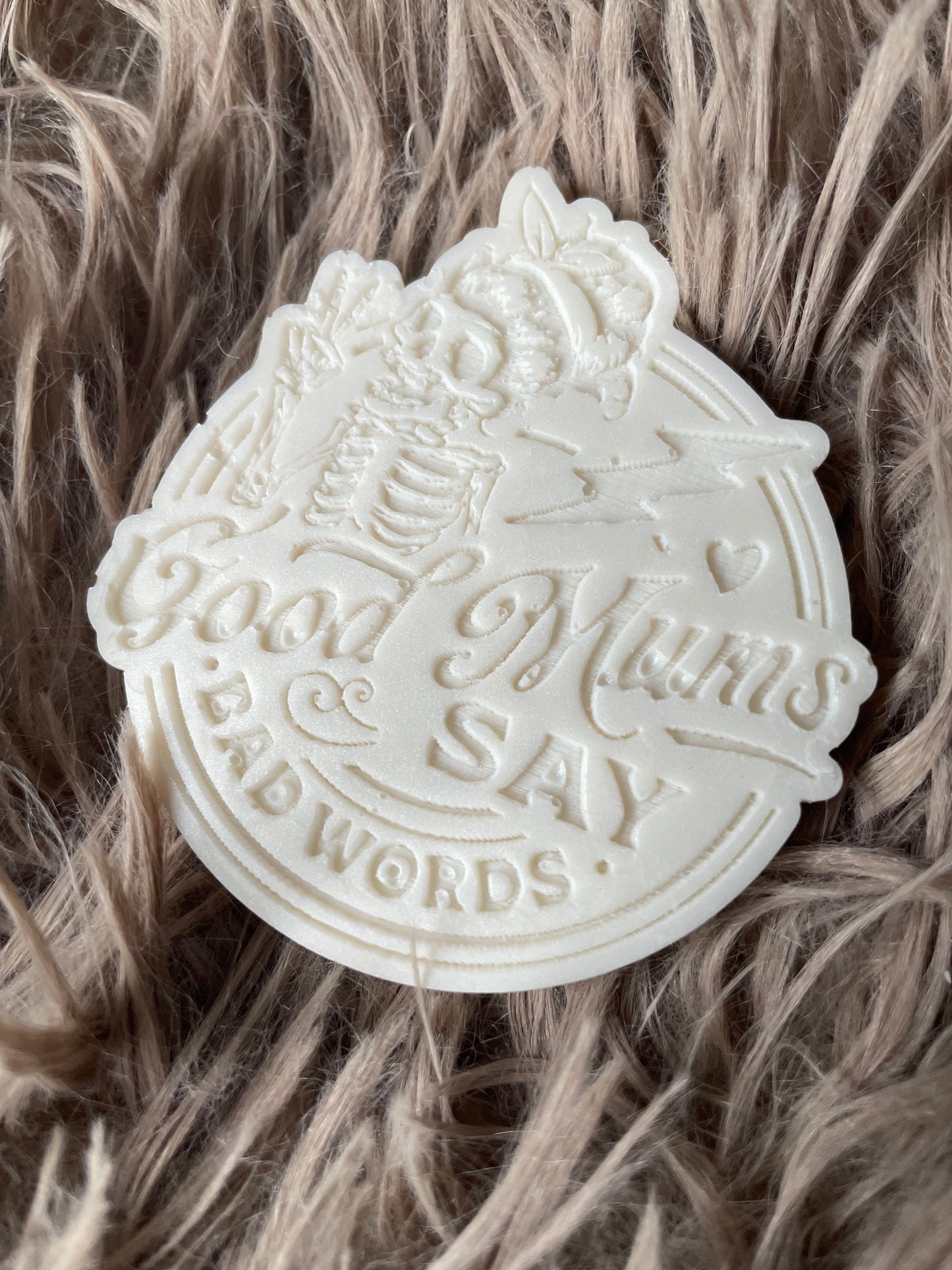 GOOD MUMS SAY BAD WORDS wax melt shape - Cinq