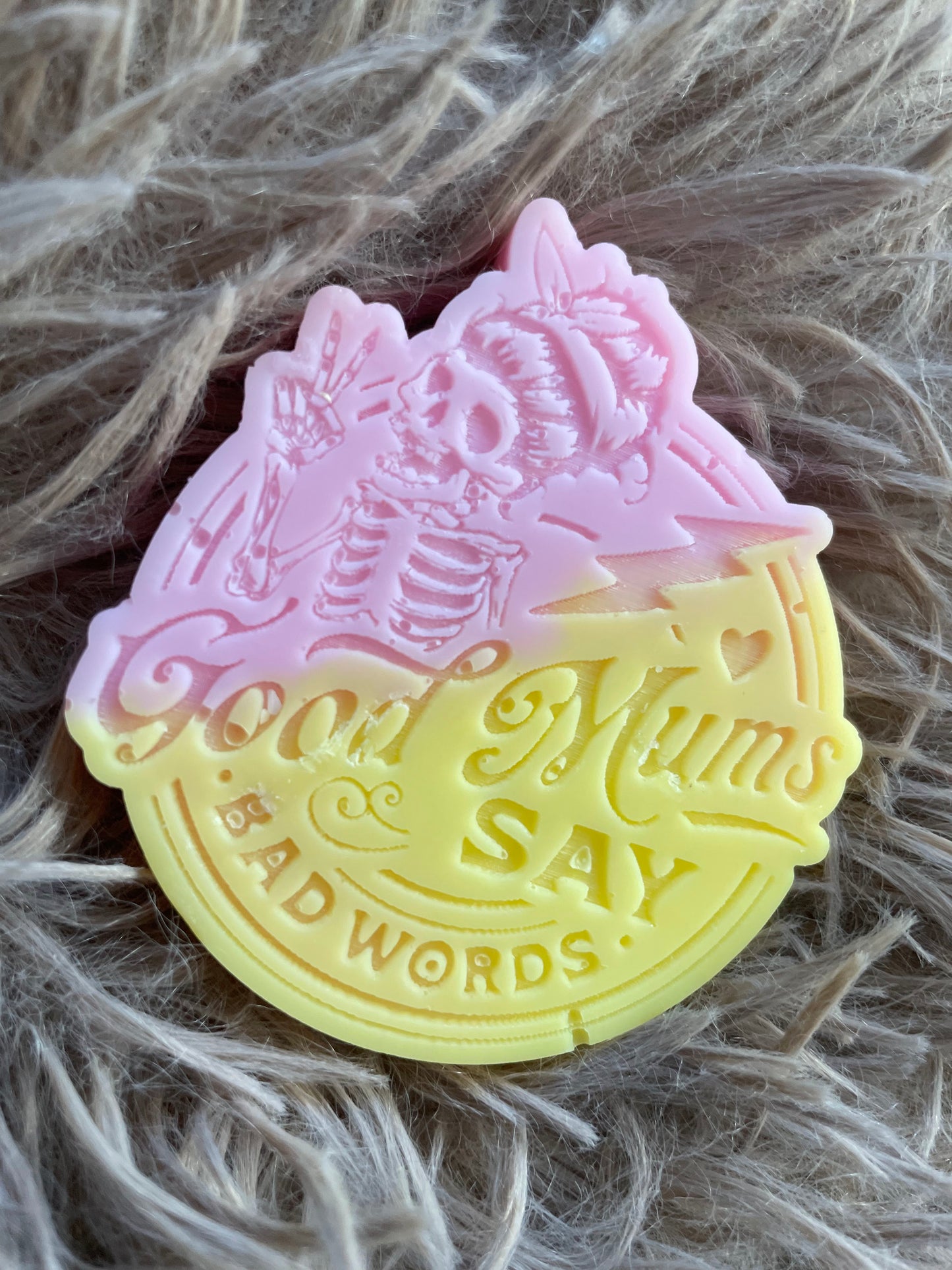 GOOD MUMS SAY BAD WORDS wax melt shape - Peppermintini